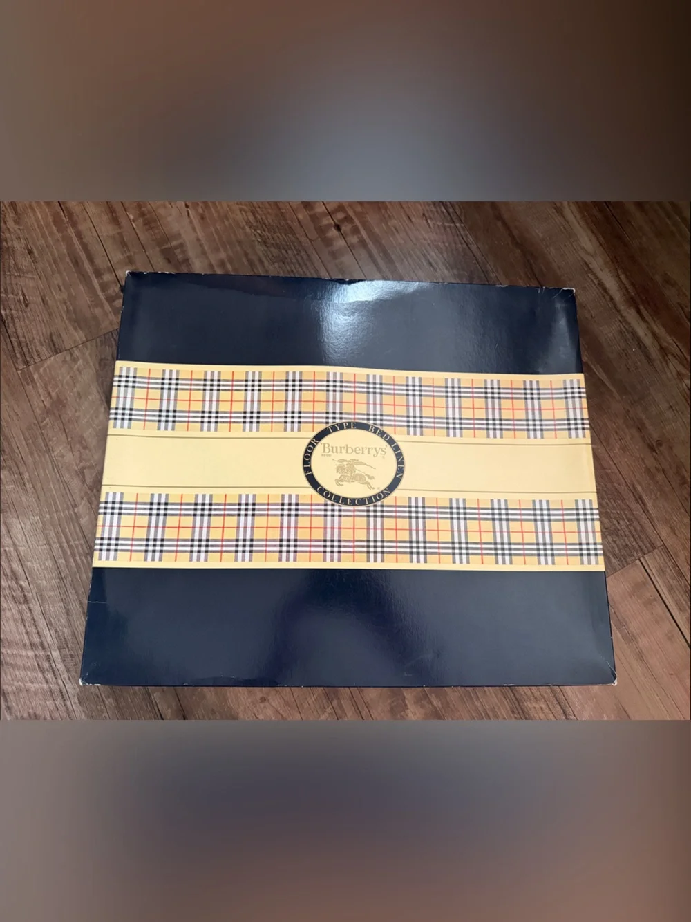 Burberrys Blue Paisley Bedding sheet set